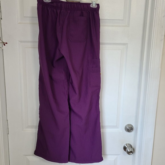 Spread Good Cheer Woman's Scrub Pants, Size: Small Color: Purple - Picture 9 of 12